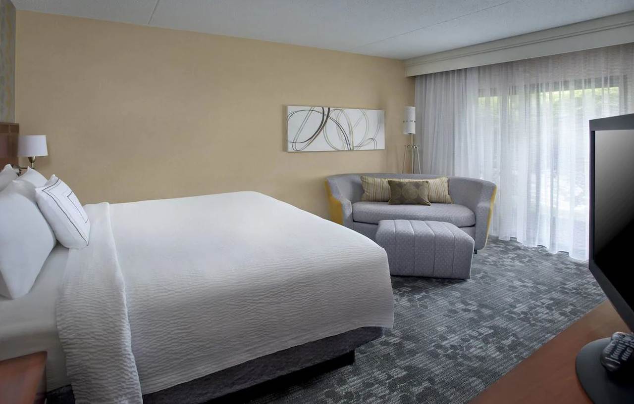 Courtyard By Marriott Boston Andover